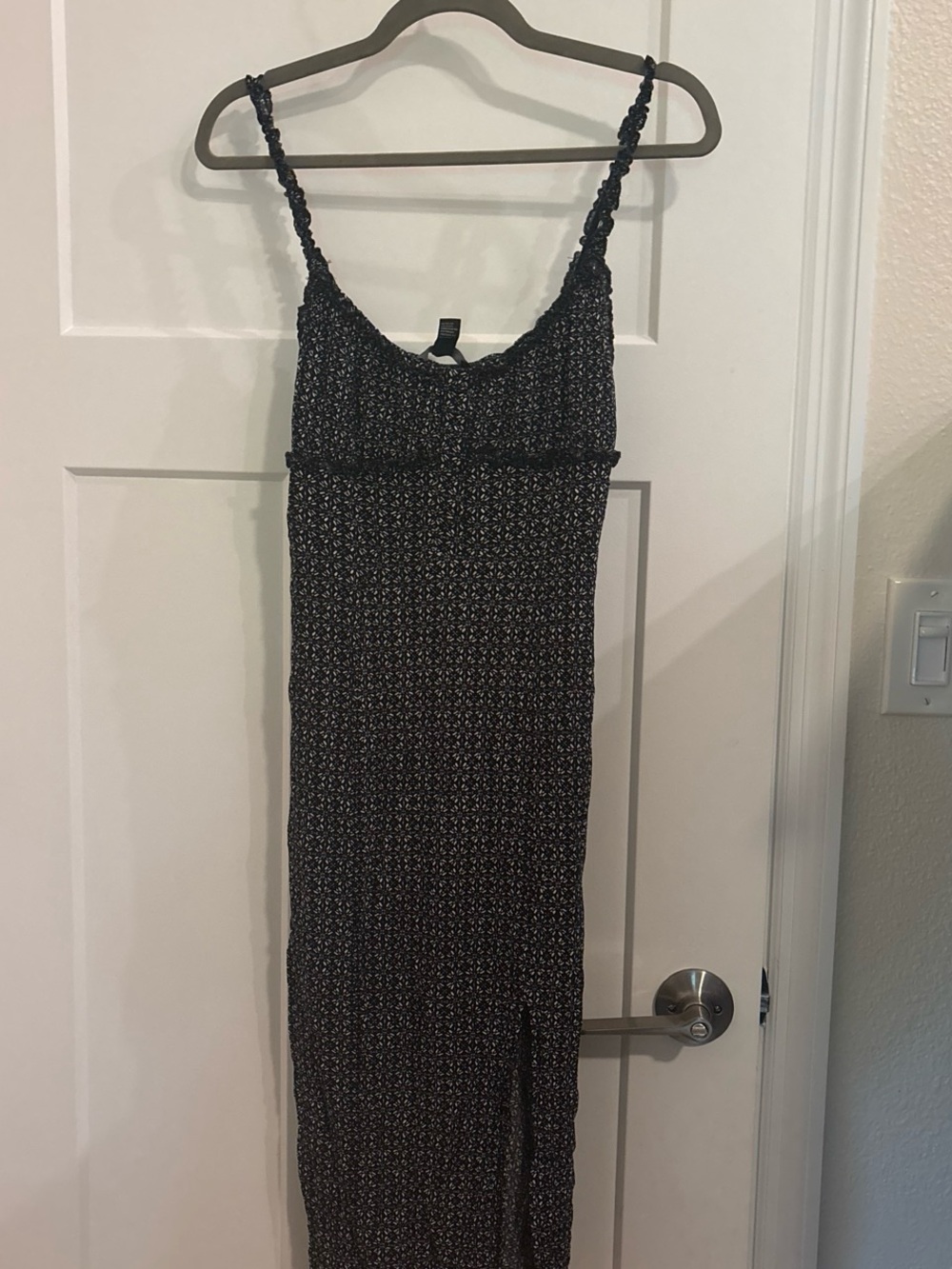 Forever 21 Black Floral Braided-Strap Maxi Dress